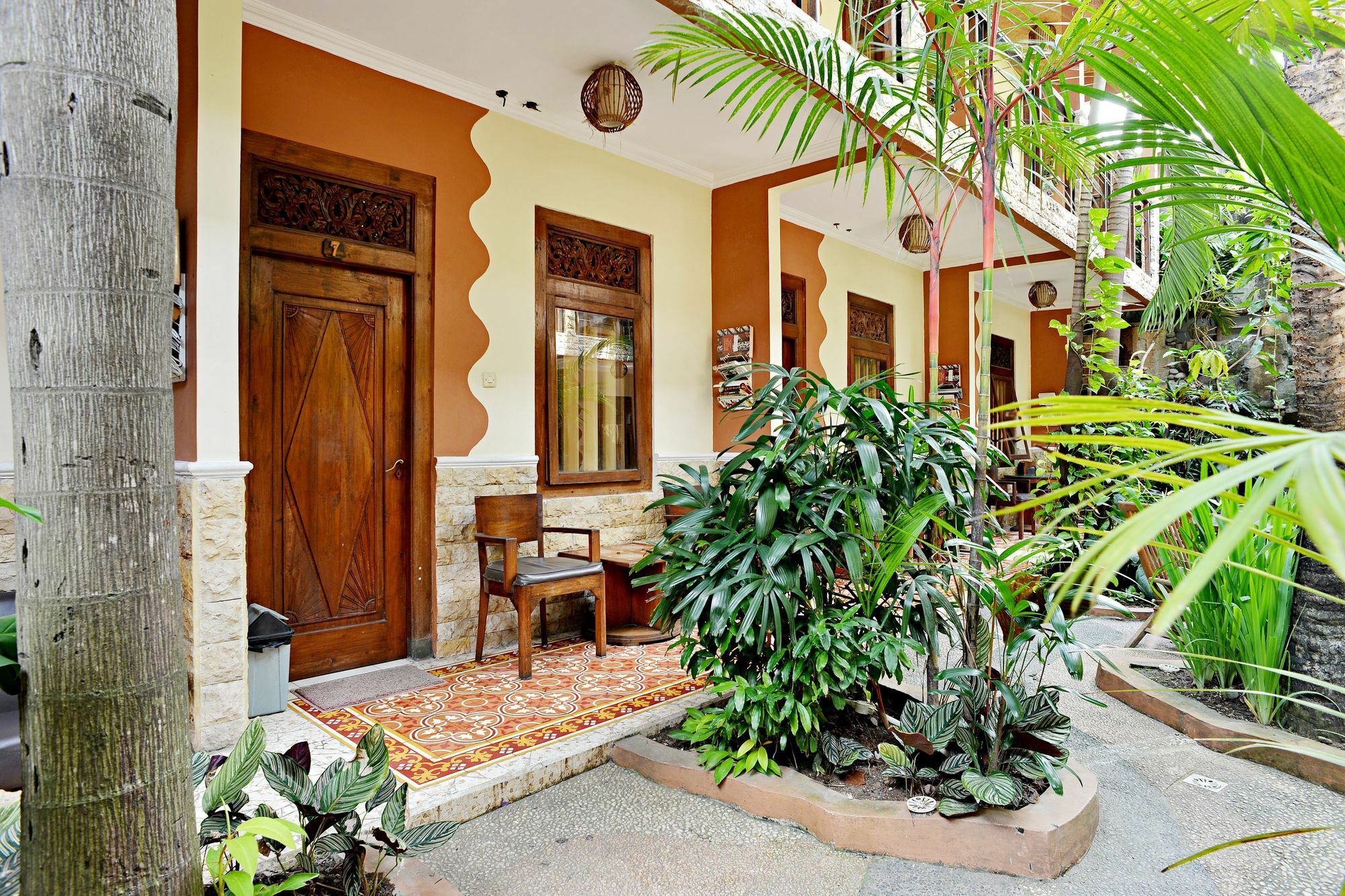 Zen Rooms Malioboro Sosrowijayan Wetan Yogyakarta Ngoại thất bức ảnh