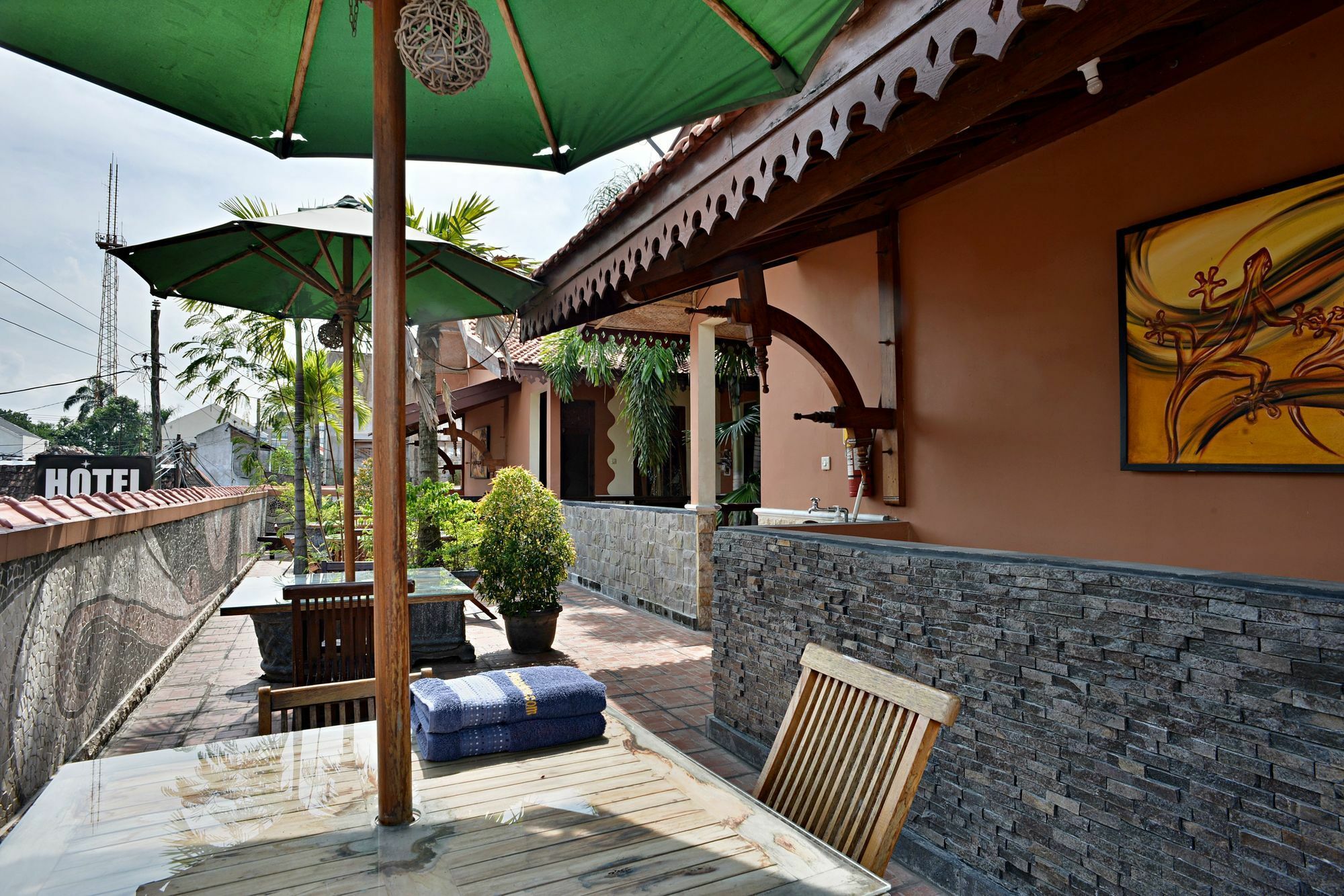 Zen Rooms Malioboro Sosrowijayan Wetan Yogyakarta Ngoại thất bức ảnh