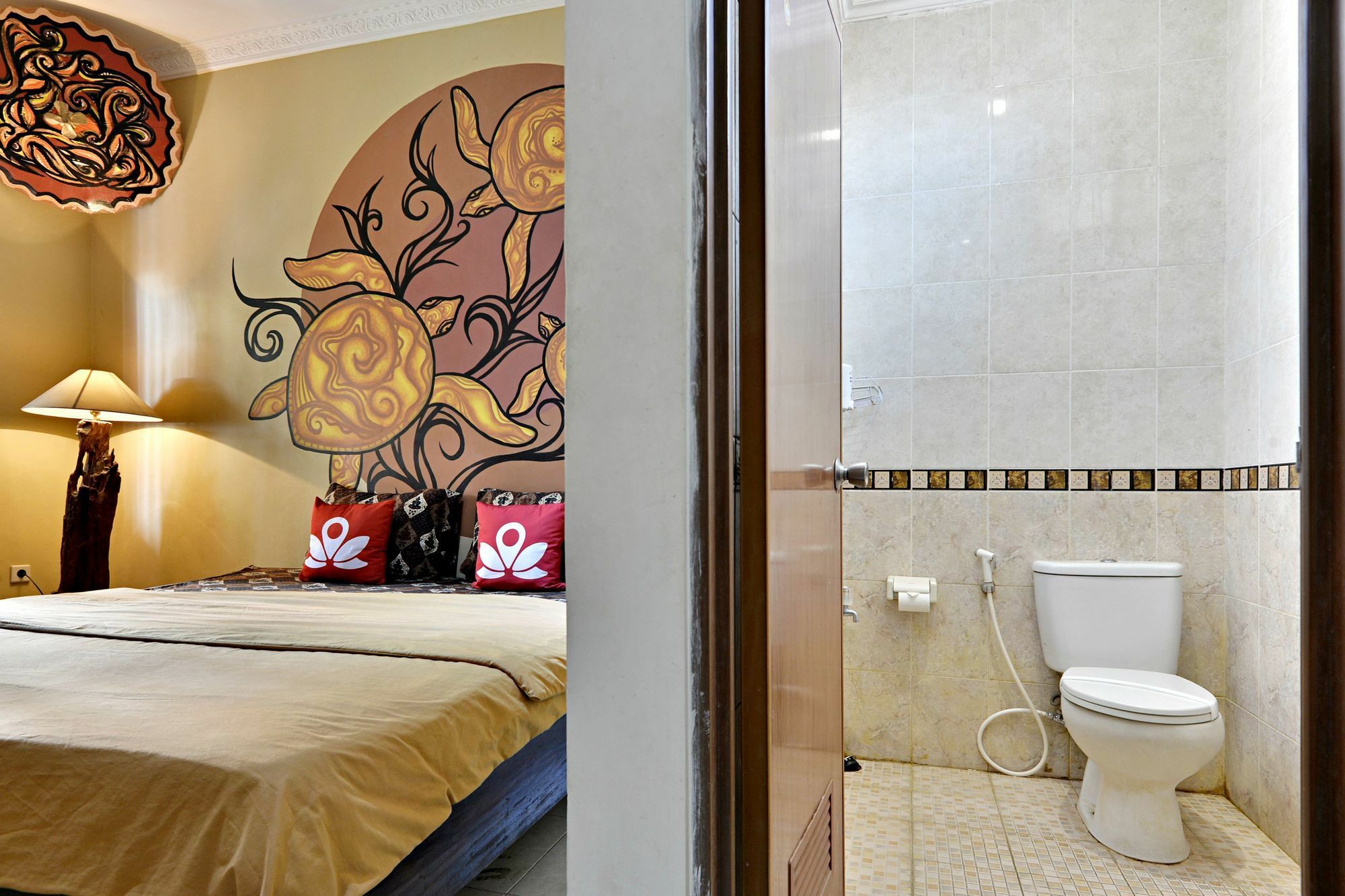 Zen Rooms Malioboro Sosrowijayan Wetan Yogyakarta Ngoại thất bức ảnh